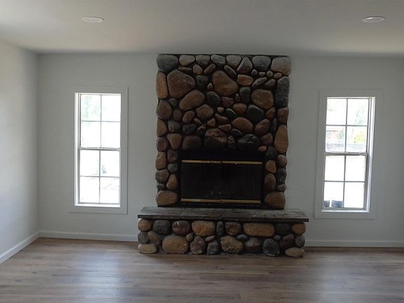 2nd image of 29660 Wilkes Rd