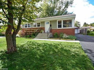 554 Radcliffe Ave, Des Plaines, IL 60016