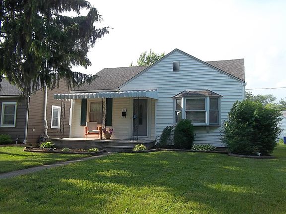 3rd image of 370 E Beechwold Blvd