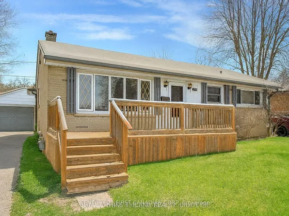 174 Manitoulin Dr, London, ON N5W 1M7