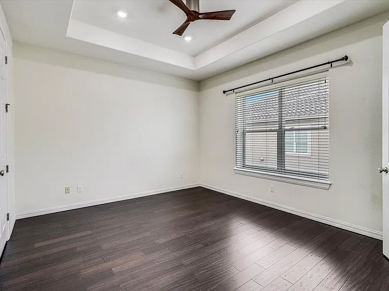 14910 Leeward Dr #304 — Photo 26