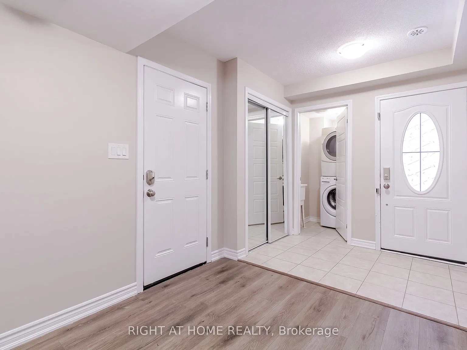 3 bed, $2,899 — Photo 3