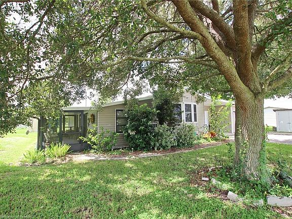 3rd image of 17516 Brynwood Ln
