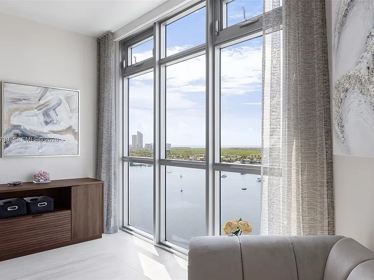 17301 Biscayne Blvd #2009 — Photo 39