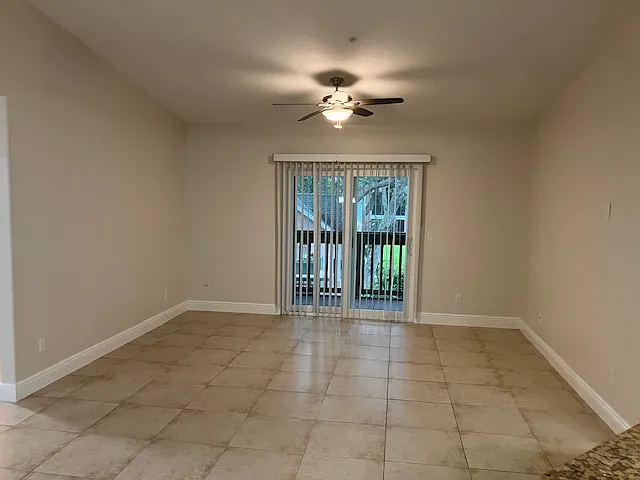 7667 N Wickham Rd #1010 — Photo 3