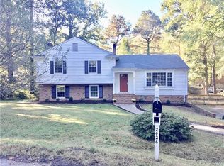 2026 Surreywood Ct, North Chesterfield, VA 23235