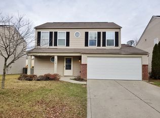 8180 Royal Elm Dr, Blacklick, OH