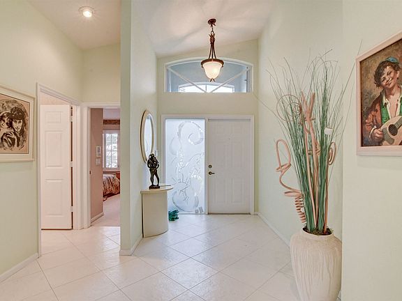 3rd image of 7384 Haviland Cir