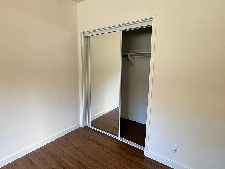 3722 Mentone Ave #8 — Photo 12