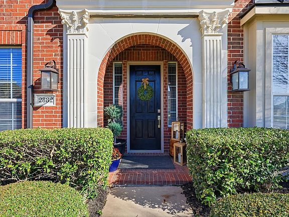 2nd image of 2882 Ridge View Rd