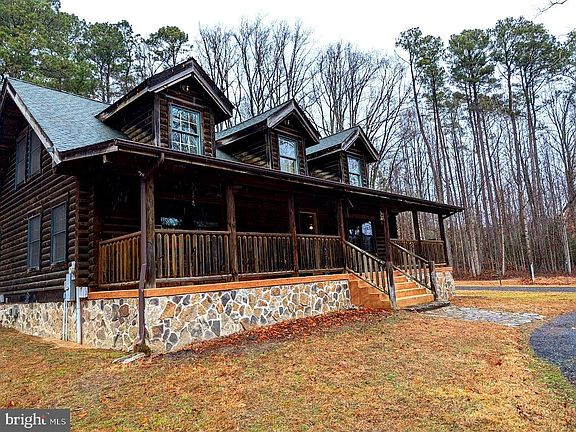 2nd image of 23209 Colton Point Rd