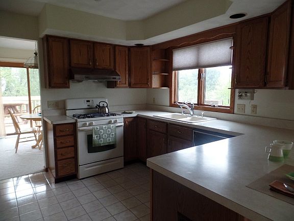 3rd image of 7994 Cricklewood Dr