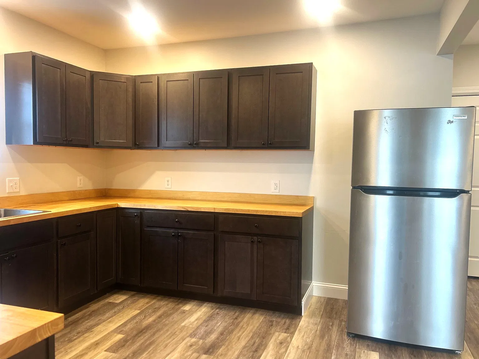 2 bed, $1,650 — Photo 2