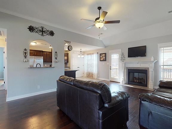 5th image of 1804 Spring Haven Ct