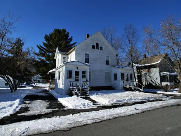 13 Washington St, Granville, NY 12832