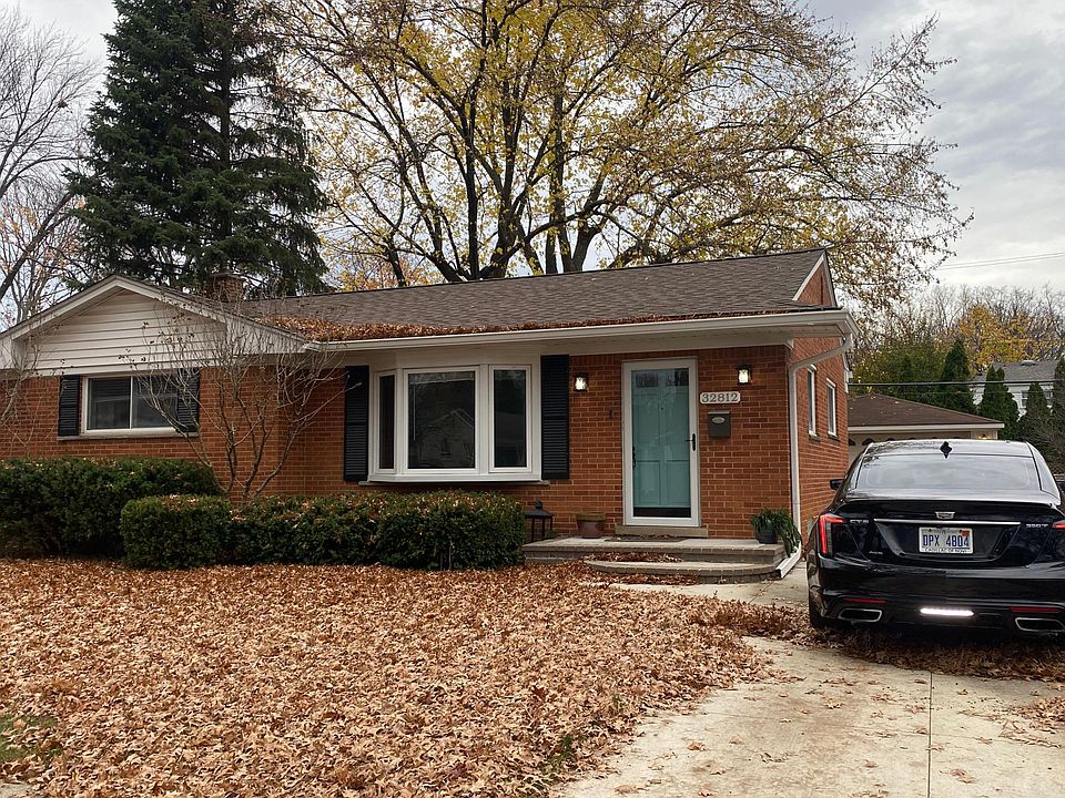 1st image of 32812 Oakley St