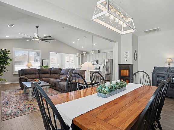 5th image of 644 Oyster Dr.
