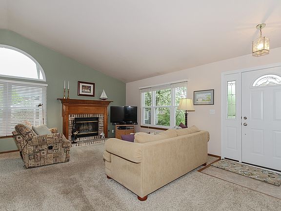 3rd image of 1406 Polo Dr