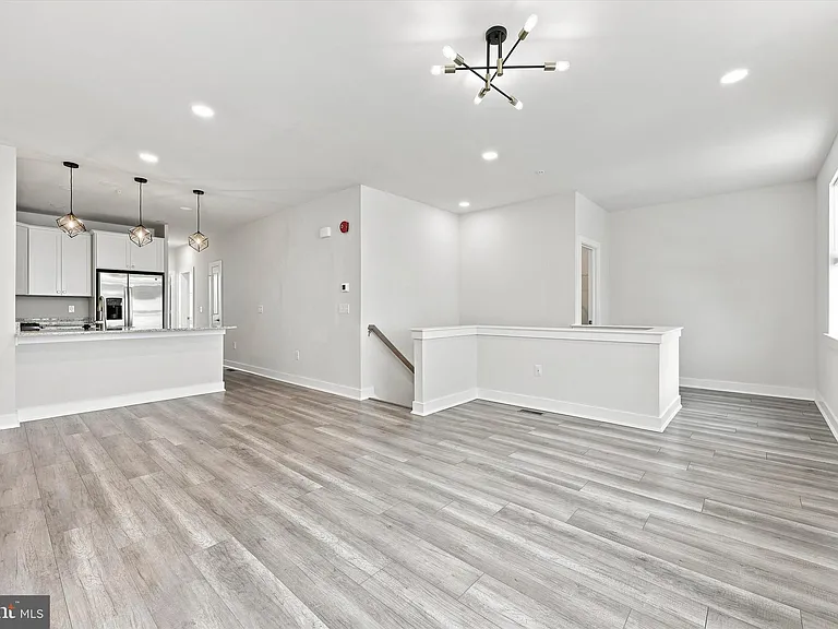 115 King St #A — Photo 7