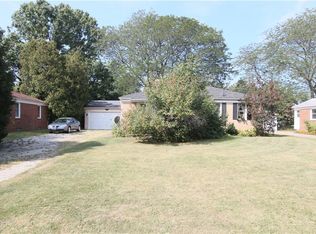 1996 Doovys St, Avon, OH 44011
