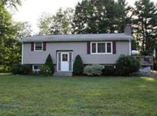 32 Richardson Rd, Hudson, MA 01749