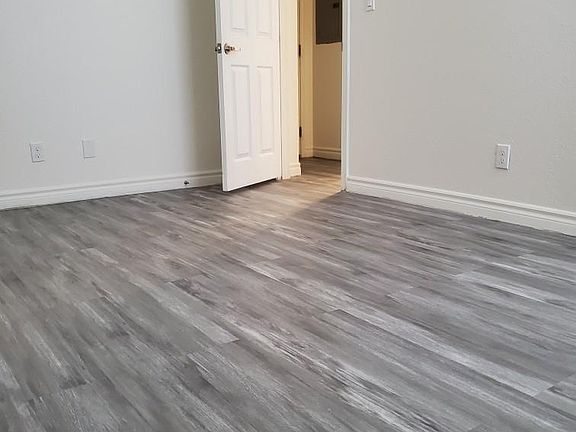 4th image of 5185 Indian River Dr Unit 230