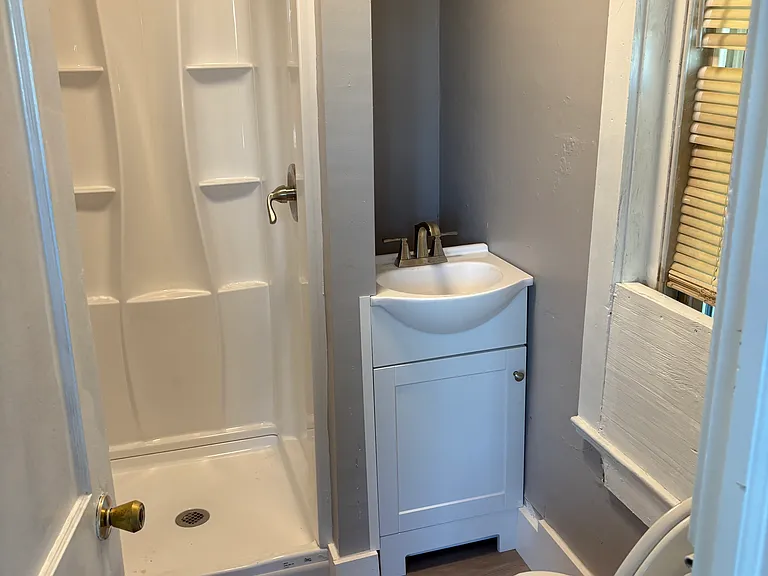 141 Washington Ave #1 — Photo 6
