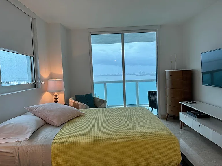 1800 N Bayshore Dr #1609 — Photo 13