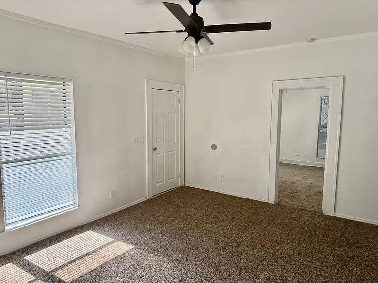 1825 23rd St S — Photo 10