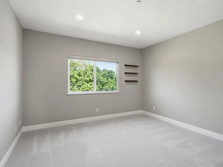 1367 Ramon Dr — Photo 15