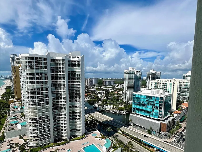 16699 Collins Ave #2501 — Photo 28