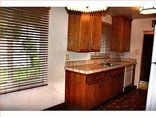 2nd image of 855 Santa Paula Ave