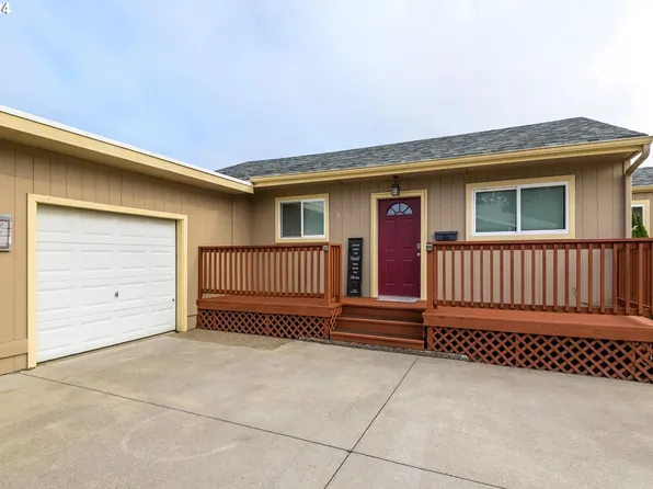 1646 E St, Springfield, OR 97477