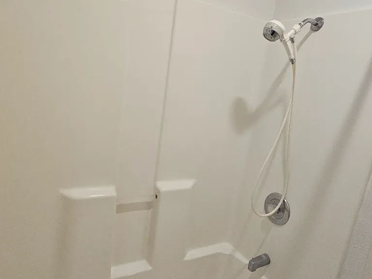 128 Rhea Ln — Photo 17