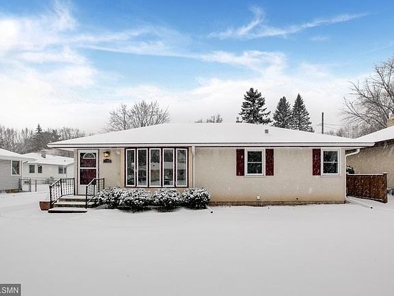 2nd image of 2798 Longview Dr