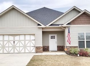 104 Cascades Ct, Bonaire, GA 31005