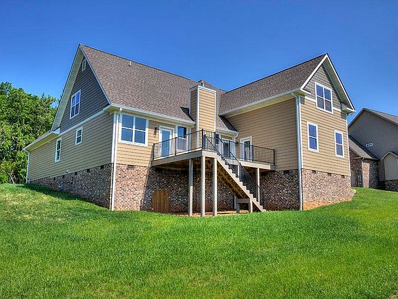 5th image of 924 Montgomery Ln Lot 18