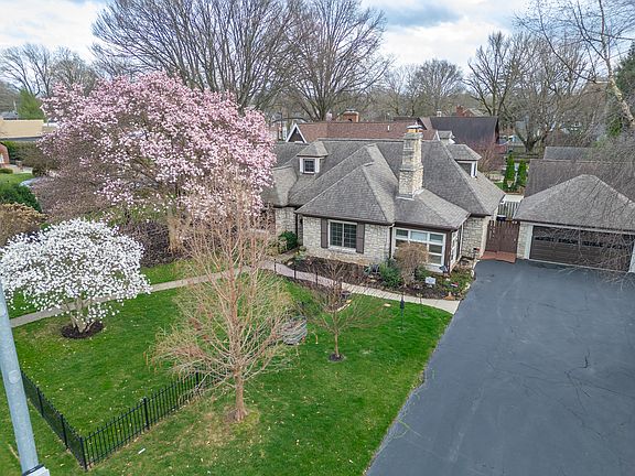 5th image of 411 Kessler Boulevard East Dr