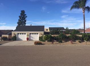 3049 Lakemont Dr, Fallbrook, CA 92028