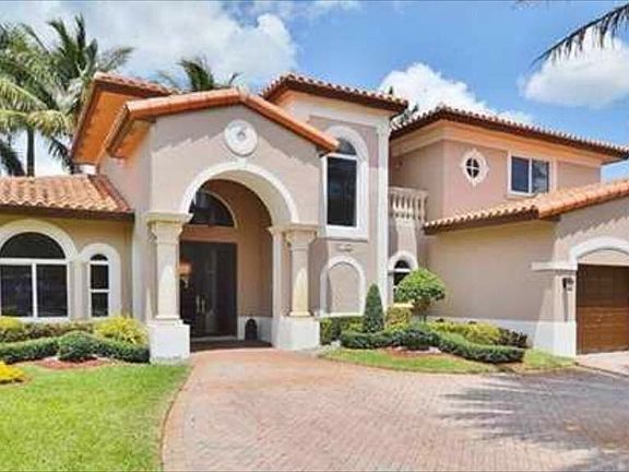 2nd image of 8113 NW 158th Ter