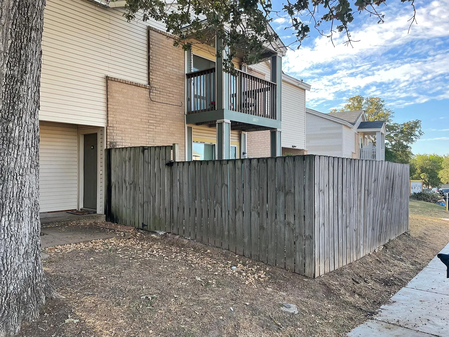 1108 Autumn Cir — Photo 1