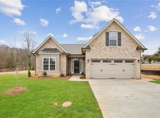 3848 Rutherford Ct #17, Winston Salem, NC 27106