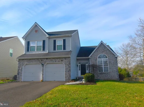 100 Indian Creek Way, Chalfont, PA 18914