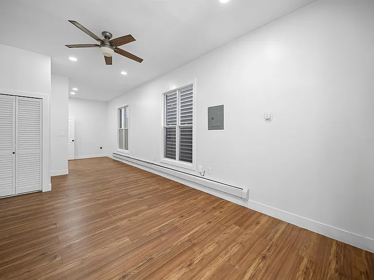 36-38 Fulton St #1 — Photo 9