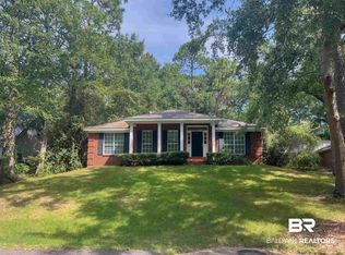 125 Lakeview Loop, Daphne, AL 36526