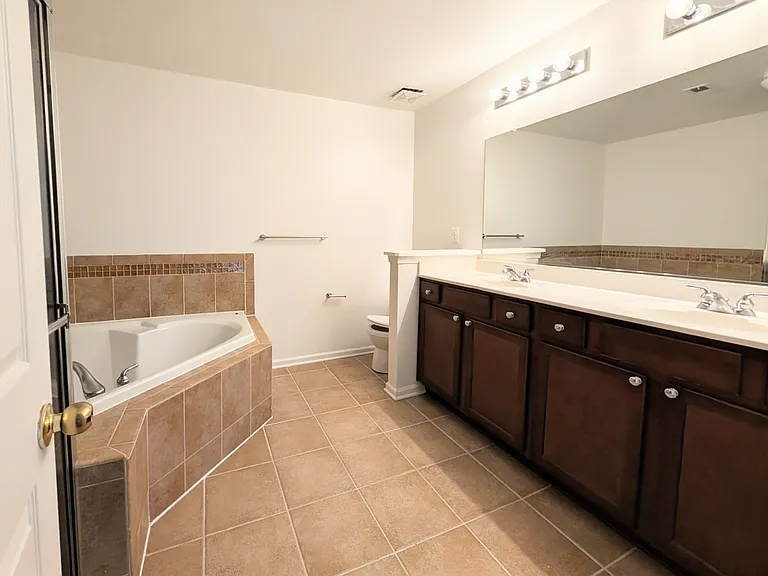 7123 Silverleaf Oak Rd — Photo 20