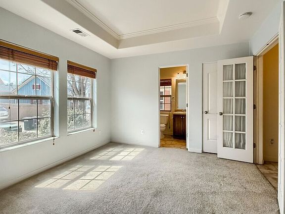 4th image of 10134 E 29th Dr