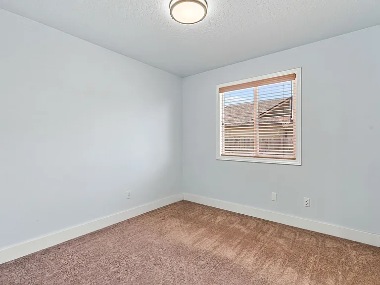 514 W Palmer Dr — Photo 23