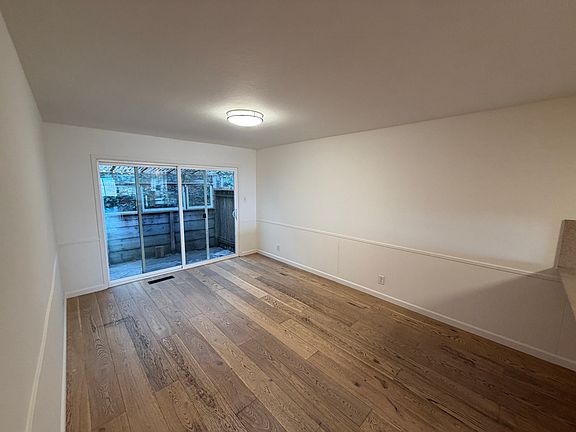 5th image of 154 44th Ave #154