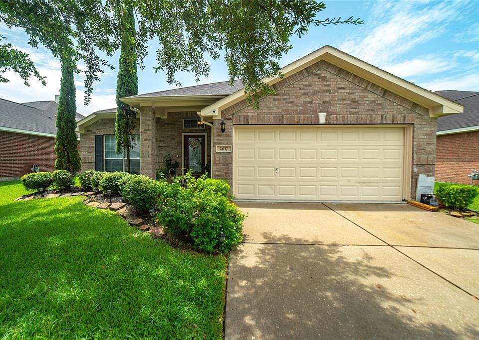 1st image of 2637 Brown Pelican Ln